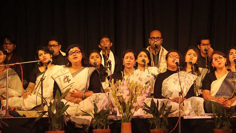 ‘মানব কীভাবে দানব হয়ে ওঠে, নতুন প্রজন্মের জানতে হবে’