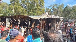 কক্সবাজারে রোহিঙ্গা ক্যাম্পে পুড়ে গেছে ট্রেনিং সেন্টারসহ ৫ স্থাপনা