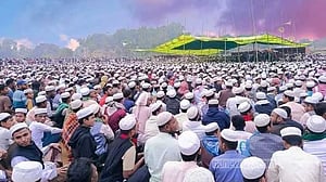 আরাকান আর্মিও রোহিঙ্গাদের হত্যা-নির্যাতন করছে, সমাবেশে নেতারা