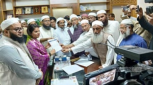 ভারত-বাংলাদেশের মধ্যে ইতিবাচক কূটনৈতিক সম্পর্ক চায় হেফাজত