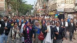 শেখ হাসিনার বিচার দাবিতে আইনজীবীদের মিছিল