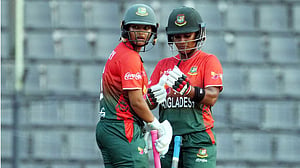 রেকর্ড জুটি আর অসংখ্য সুযোগ পেয়েও পারল না বাংলাদেশ