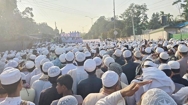 ভারতের মাওলানা সাদকে জোড় ইজতেমায় আনা নিয়ে উত্তেজনা