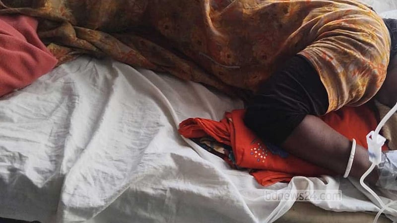 গোপালগঞ্জে টাকা নিয়ে বিরোধে ঘুমন্ত নারীর ওপর অ্যাসিড নিক্ষেপ