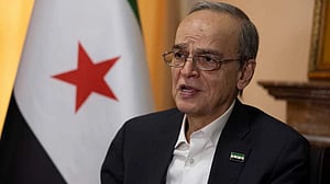 সিরিয়ার বিরোধীদলীয় নেতার দাবি, ‘দামেস্ক নিরাপদ’