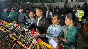 ভারতকে ‘দৃষ্টিভঙ্গি বদলাতে’ হবে: হাসনাত