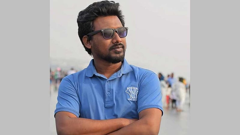 জামালপুরে বাইকের নিয়ন্ত্রণ হারিয়ে গাছের সঙ্গে ধাক্কা, শিক্ষকের মৃত্যু