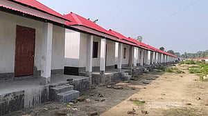 মাদারীপুরে আশ্রয়ন প্রকল্পে নতুন ঘর পাচ্ছে ৩২০ পরিবার