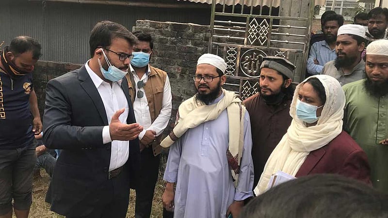 আন্দোলনে মৃত্যু: ময়নাতদন্তের জন্য মরদেহ তুলতে দেয়নি পরিবার