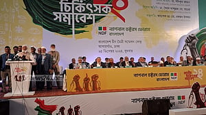 জনগণের প্রত্যাশা পূরণে চিকিৎসকদের কাজ করতে হবে: শফিকুর