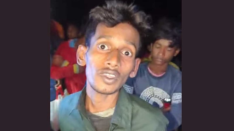 ‘ঘুমের ট্যাবলেট’ খেয়ে স্ত্রীকে ছুরিকাঘাতে হত্যা, স্বামী আটক