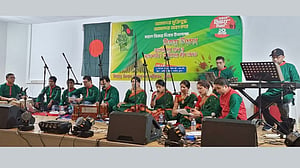 জাগরণের গান ও নৃত্যনাট্যে প্যারিসে বিজয় উৎসব