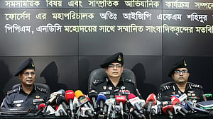 র‌্যাবের আয়নাঘর, গুম-খুন স্বীকার করলেন মহাপরিচালক, চাইলেন ক্ষমা