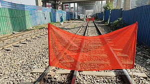 ঢাকায় অবরোধ, সারাদেশের সঙ্গে ট্রেন যোগাযোগ বন্ধ