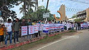 রাঙামাটি পৌর মাঠ উন্মুক্ত রাখার দাবি, স্বেচ্ছাচারিতার অভিযোগ