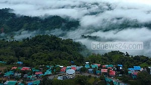 সাজেকে গোলাগুলিতে আটকা পর্যটক, ভ্রমণে নিরুৎসাহ প্রশাসনের