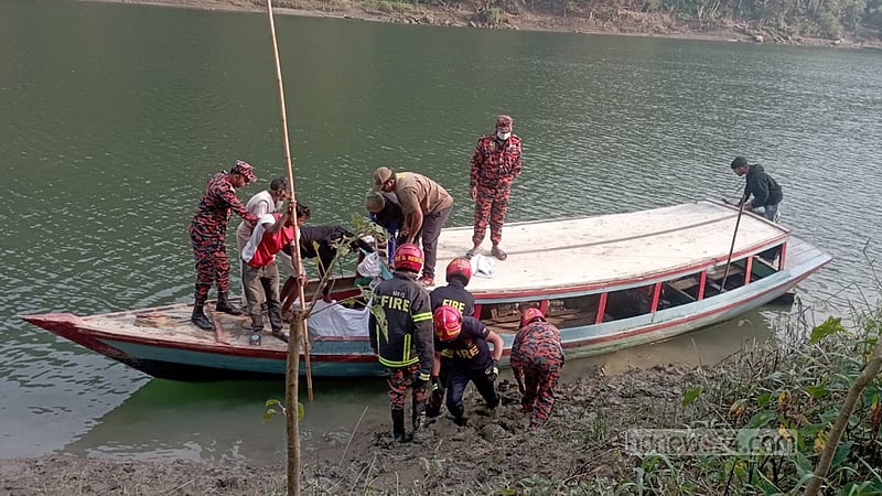 ৪২ ঘণ্টা পর রাঙামাটির নদীতে মিলল নিখোঁজ ২ পর্যটকের লাশ