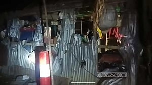 হিন্দু বাড়িতে হামলা: সুনামগঞ্জে দুপুরে সেনাবাহিনীর সংবাদ সম্মেলন