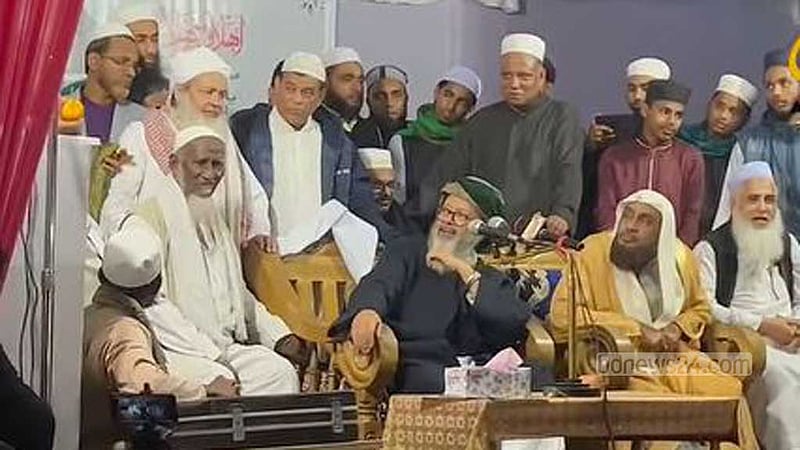 সিলেটে ওয়াজ মাহফিলে এক কমলা বিক্রি হল ২ লাখে
