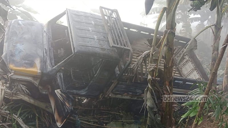টাঙ্গাইলে মোটরসাইকেল-পিকআপ সংঘর্ষে ২ মাদরাসা শিক্ষার্থী নিহত
