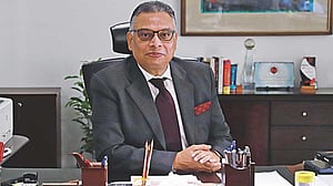 এবি ব্যাংক থেকে তারিক আফজালের পদত্যাগ