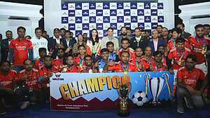 ওয়ালটনের ক্রীড়া উৎসবের পর্দা নামল