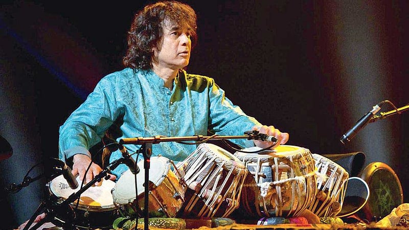 শেষ বিদায়েও বাজল বাদ্য, শায়িত হলেন জাকির হোসেন