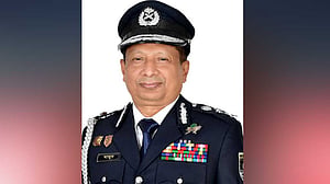 আইজিপি চৌধুরী আল-মামুনের মেয়াদ বাড়ল ১ বছর