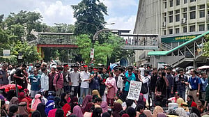 কোটা সংস্কার না হওয়া পর্যন্ত আন্দোলন চালিয়ে যাওয়ার ঘোষণা