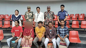 সাজা শেষে দেশে ফিরল ভারতে পাচার হওয়া ৫ বাংলাদেশি