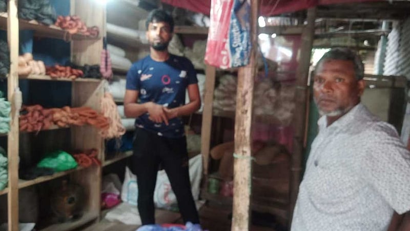 কারেন্ট জাল: বিক্রেতার দণ্ড ও ক্রেতা দুই ভাইকে জরিমানা