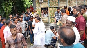কুমিল্লায় ছেলের দায়ের কোপে প্রাণ গেল মায়ের