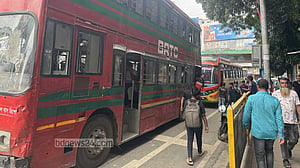 ঢাকার সড়কে যানজটের পুরনো রূপ