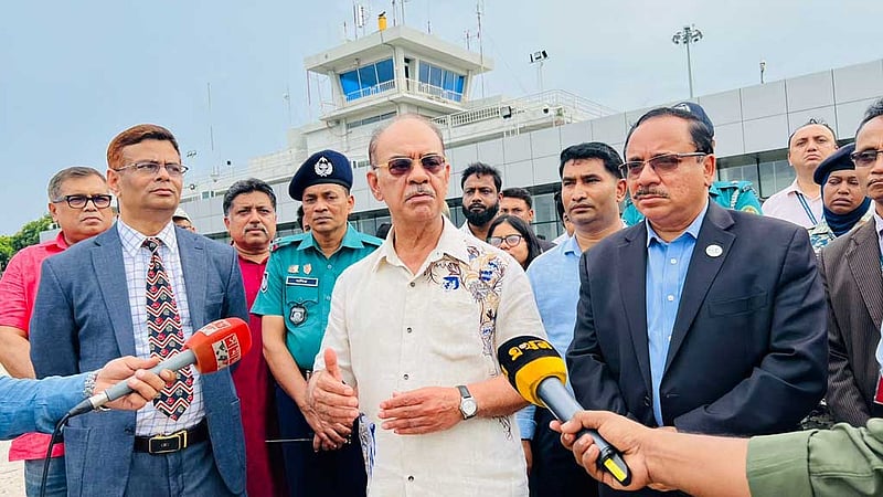 রাজশাহী বিমানবন্দরে হবে নতুন টার্মিনাল: ফারুক খান