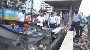 গাজীপুরে বিআরটি প্রকল্পে আগুন-ভাঙচুরে বহু টাকার ক্ষয়ক্ষতি