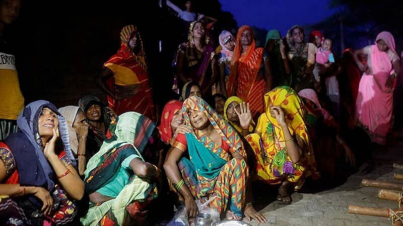 ভারতে পদদলন: প্রার্থনা সভার প্রধান সংগঠকের আত্মসমর্পণ