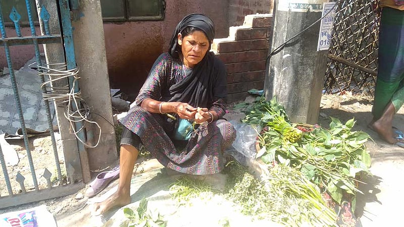 ‘দেশে যাই হয়, সব গরিবের ওপর দিয়েই যায়’