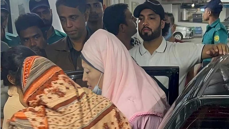 ফের হাসপাতালে খালেদা জিয়া