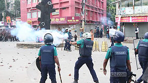 ‘মার্চ ফর জাস্টিস’ কর্মসূচিতে পুলিশের বাধা