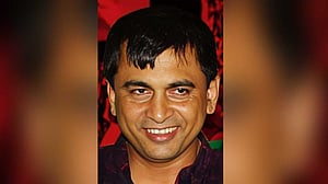 খুলনায় ইউপি চেয়ারম্যানকে গুলি করে হত্যা