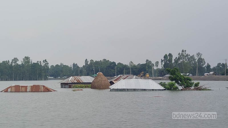 কুড়িগ্রামে বন্যায় ৩৪১ শিক্ষাপ্রতিষ্ঠানে পাঠদান বন্ধ