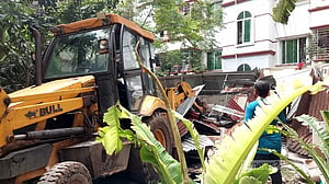 ময়মনসিংহ নগরীর শেরপুকুর উদ্ধার, স্থাপনা উচ্ছেদ