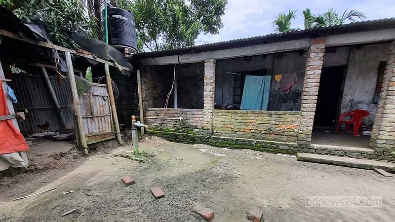 পিএসসির প্রশ্নফাঁস: পরীক্ষার্থী সংগ্রহ করতেন দুইভাই, চলতেন দামি গাড়িতে