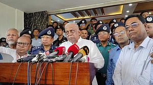 আন্দোলন ছাত্রদের নিয়ন্ত্রণে ছিল না, লাশ ঝুলিয়েও রাখা হয়েছিল: স্বরাষ্ট্রমন্ত্রী
