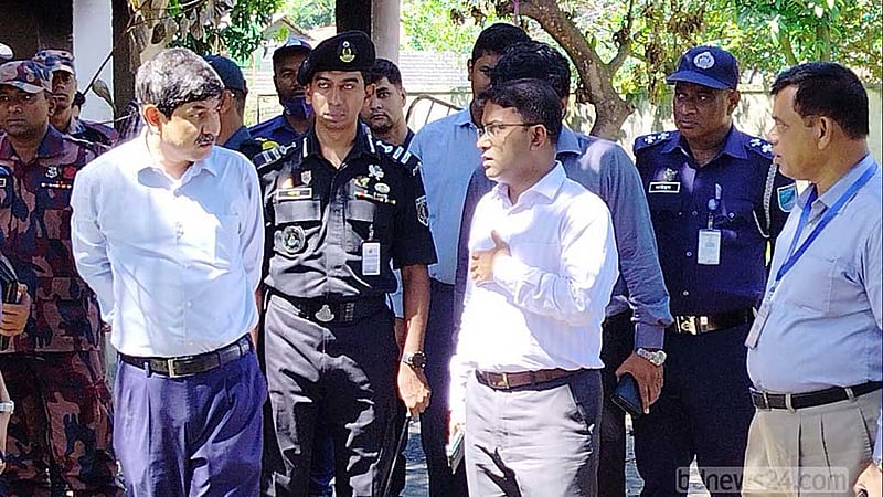 নরসিংদী কারাগার শীঘ্রই বাসযোগ্য করা হবে: বিভাগীয় কমিশনার