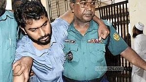 কোটা সংস্কার আন্দোলন চলাকালে নুরকে ৪ লাখ টাকা দেন এক নেতা: ডিবির হারুন