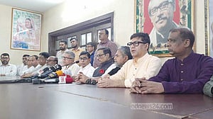 আন্দোলনরত শিক্ষার্থীদের ক্লাসে ফেরার আহ্বান কাদেরের