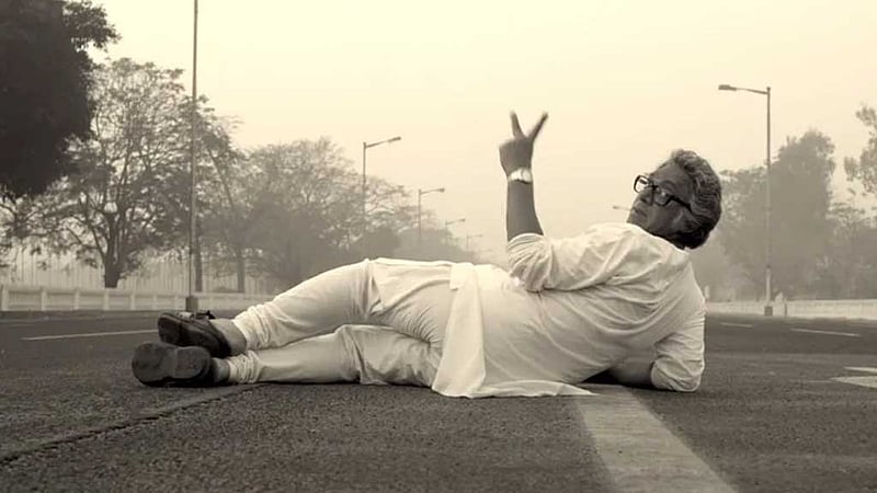 ঢাকায় চঞ্চলের ‘পদাতিক’ মুক্তিতে অনিশ্চয়তা