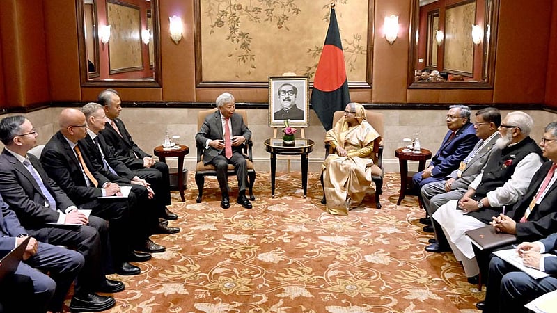 উন্নত বাংলাদেশ গড়তে এআইআইবির সহায়তা চাইলেন প্রধানমন্ত্রী