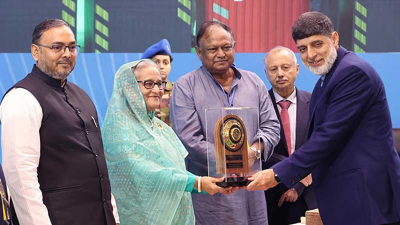 সাতটি রপ্তানি পদক পেল প্রাণ-আরএফএল